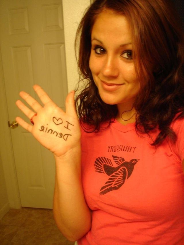 10P Brunette shot when writing boyfriend?s name on body