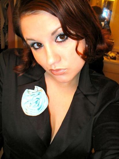 10P Brunette shot when writing boyfriend?s name on body