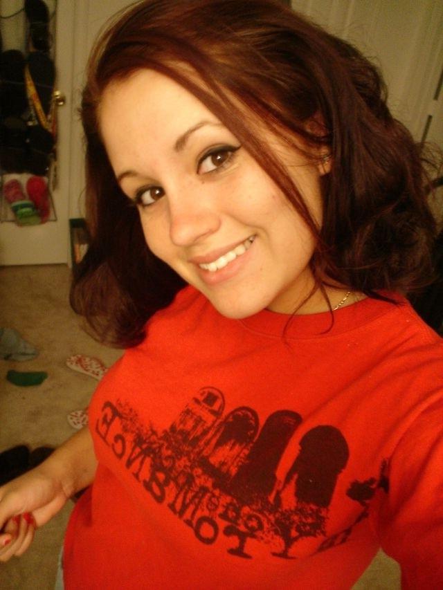 10P Brunette shot when writing boyfriend?s name on body