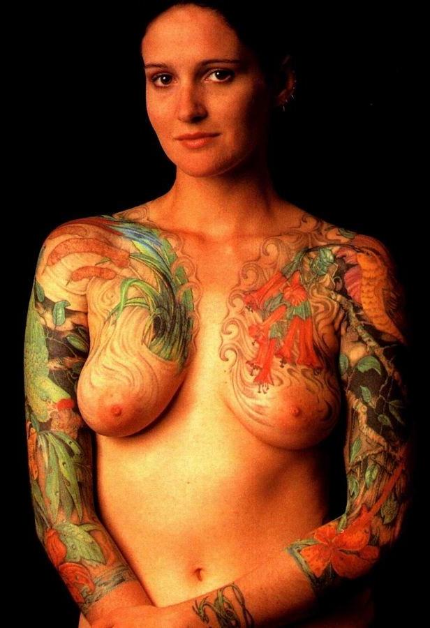 15P Extreme tattoo and piercing