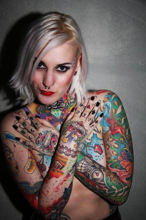 15P Extreme tattoo and piercing