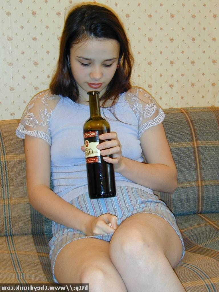 16P Teen gets drunk and thrusts empty bottle into her slit