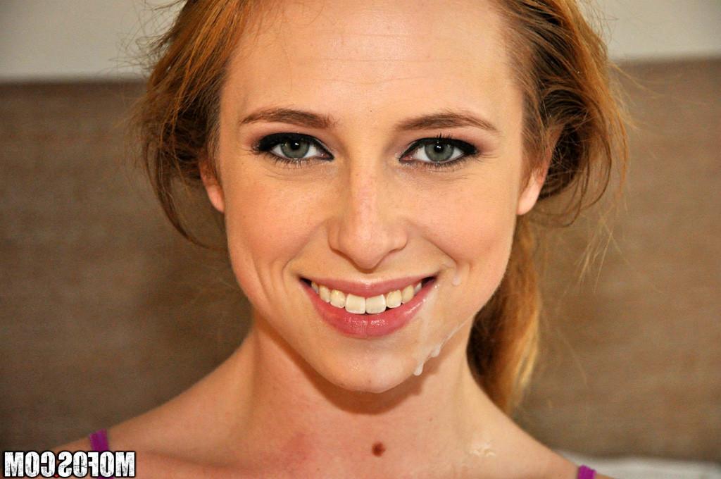 15P Taylor Whyte lures her boyfriend into bed for sex