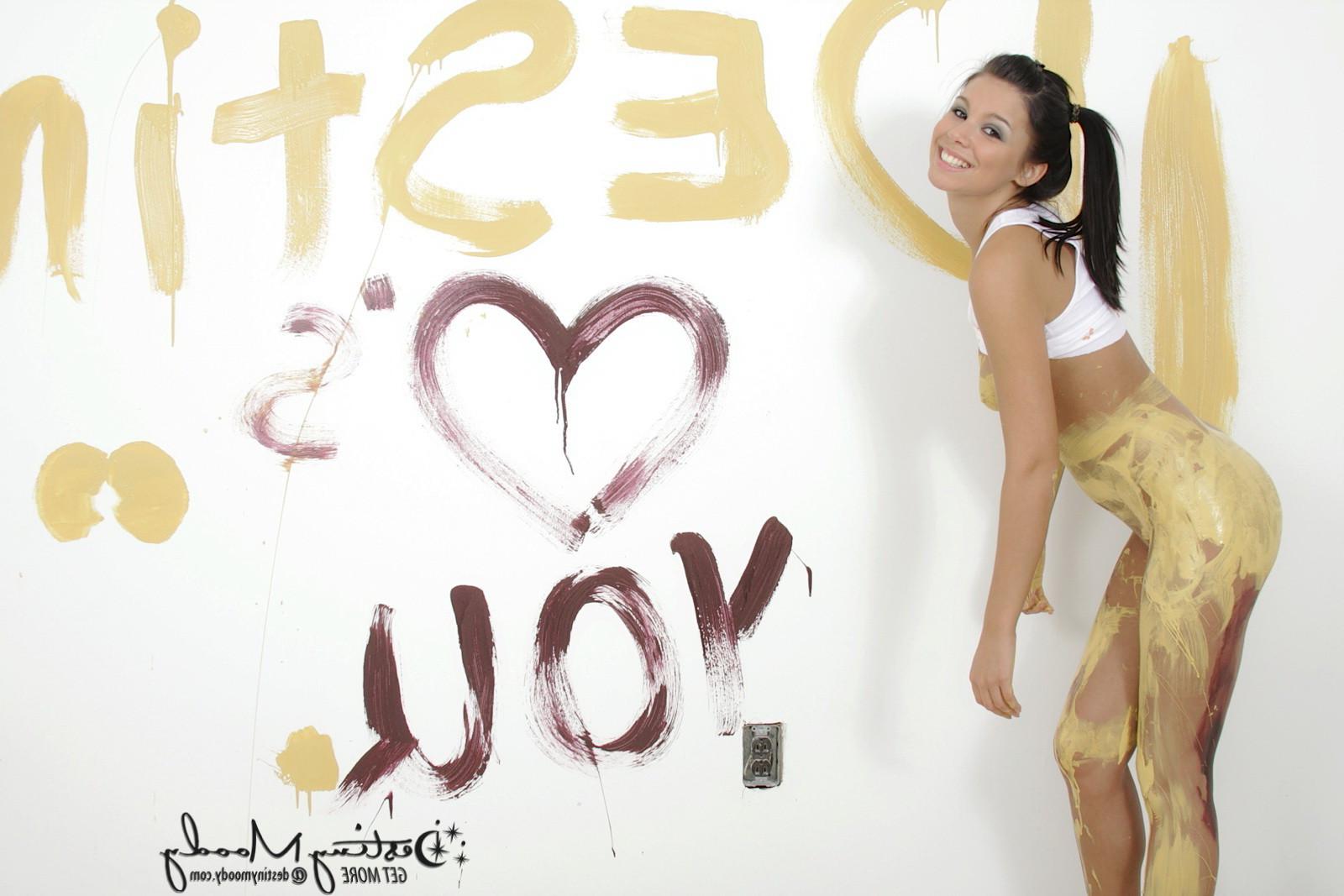 16P Destiny Moody Messy Naked Painting