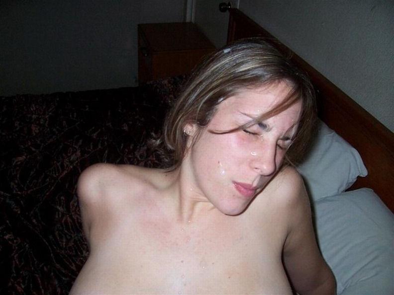15P Real amateur girls taking messy cum facials