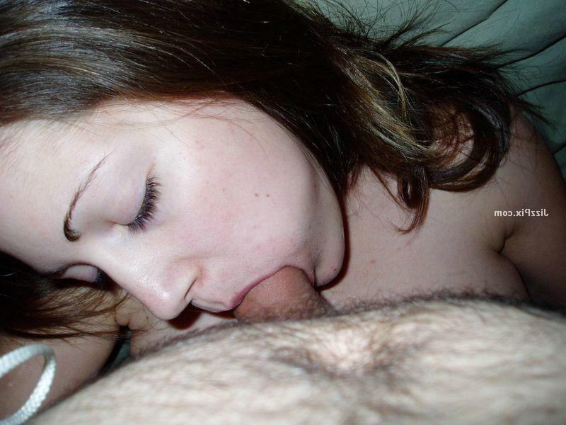 15P Real amateur girlfriends sucking on cock