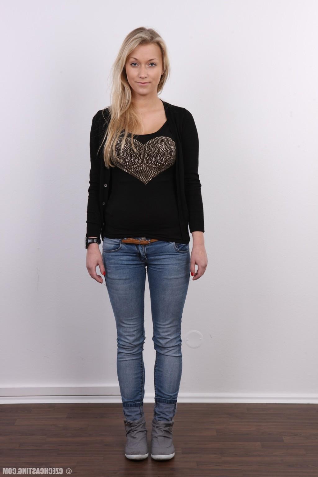 25P Tereza is beautiful young student who wants to make softs only