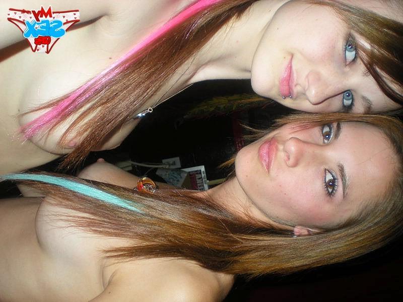 11P Sexy ex girl friends prepared a nude tits surprise