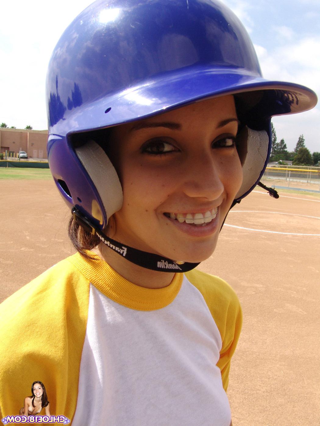 12P Ready to join sexy Chloe18 for a game of balls