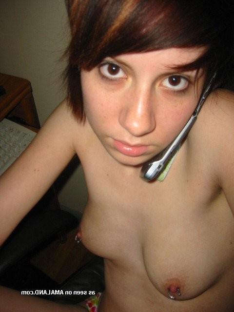 15P Amateur 18 year old exhibitionist girlfriends self shot at home