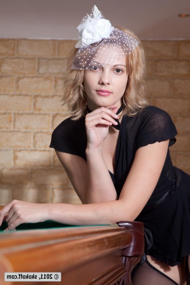 18P Sexy blonde babe spreading on the pool table