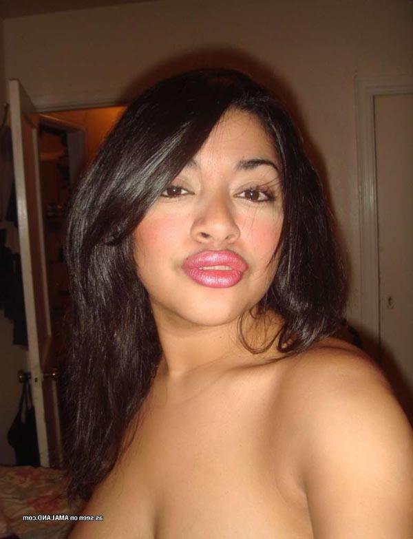 10P Gorgeous latina teasing with her big tits