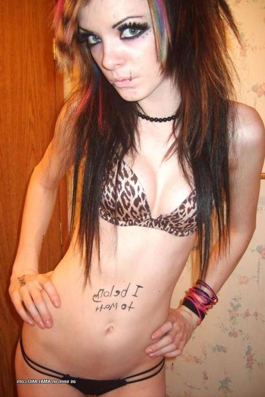 16P Sexy playful scene honey posing for her boyfriend