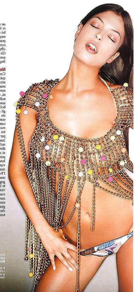 8P Sara tommasi italian celebrity