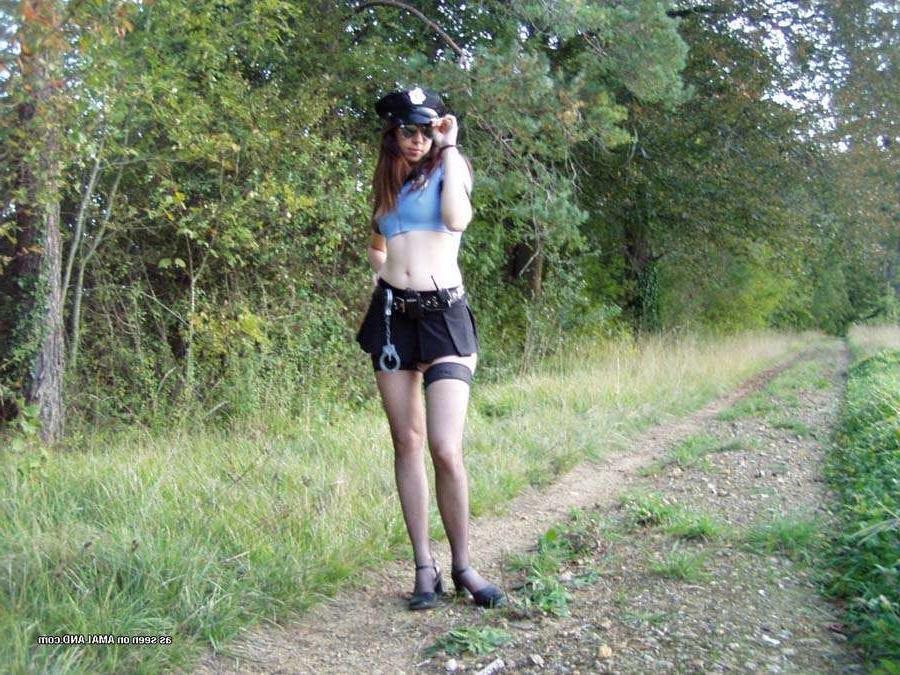 12P Kinky police girl showing off on Watch My GF