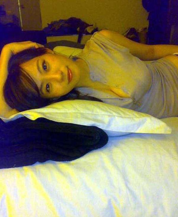 15P Pictures of an amateur Taiwanese hottie