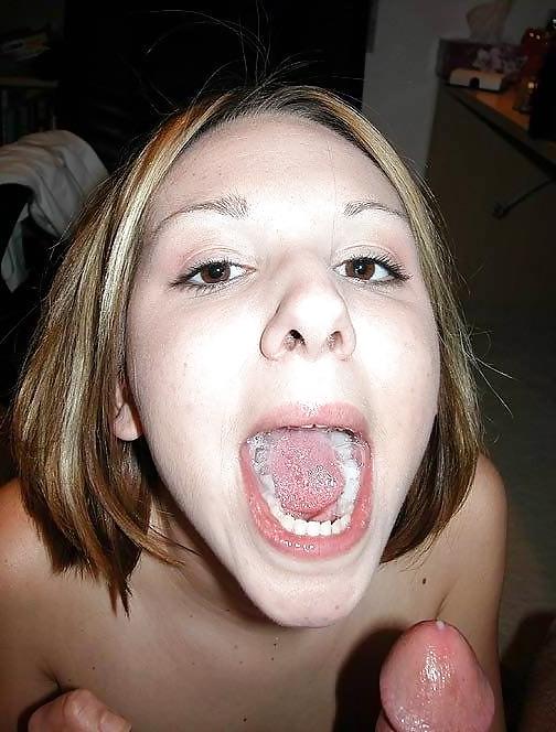 10P Ex-girlfriend swallowing cum