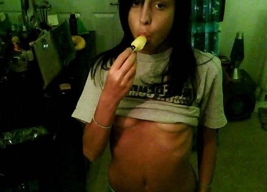 12P Stunning ghetto girls love to tease