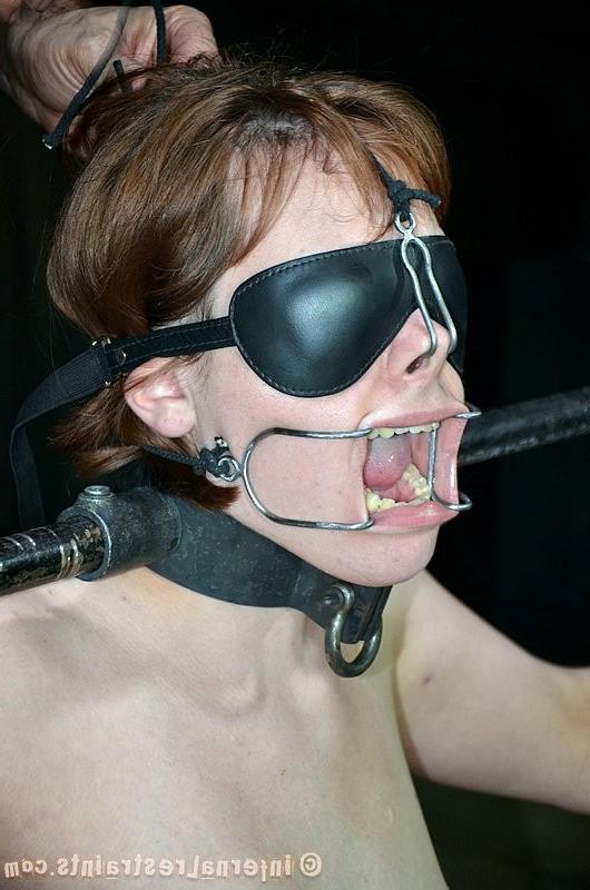 16P Bronte amateur slavegirl is bound and ass spanked