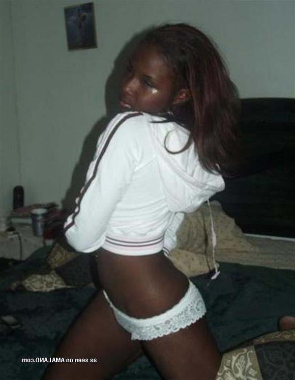 12P Super hot ebony ladies from the ghetto