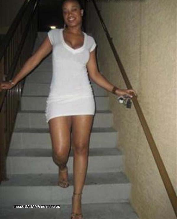 12P Super hot ebony ladies from the ghetto
