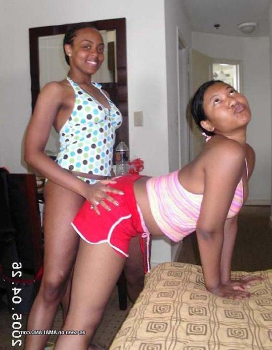 12P Gorgeous babes from the ghetto teasing