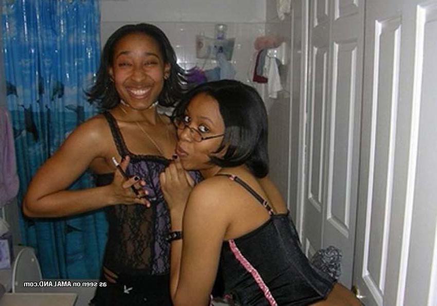 12P Gorgeous babes from the ghetto teasing