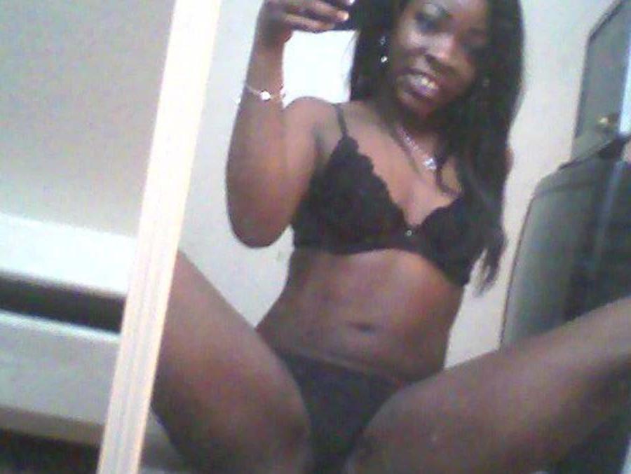 12P Stunning babes from the ghetto teasing