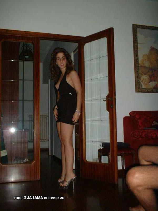 15P Nice picture gallery of a wild amateur GF who got her ass stuffed 