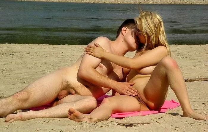12P Assfucked girlfriend crying in first anal sex action