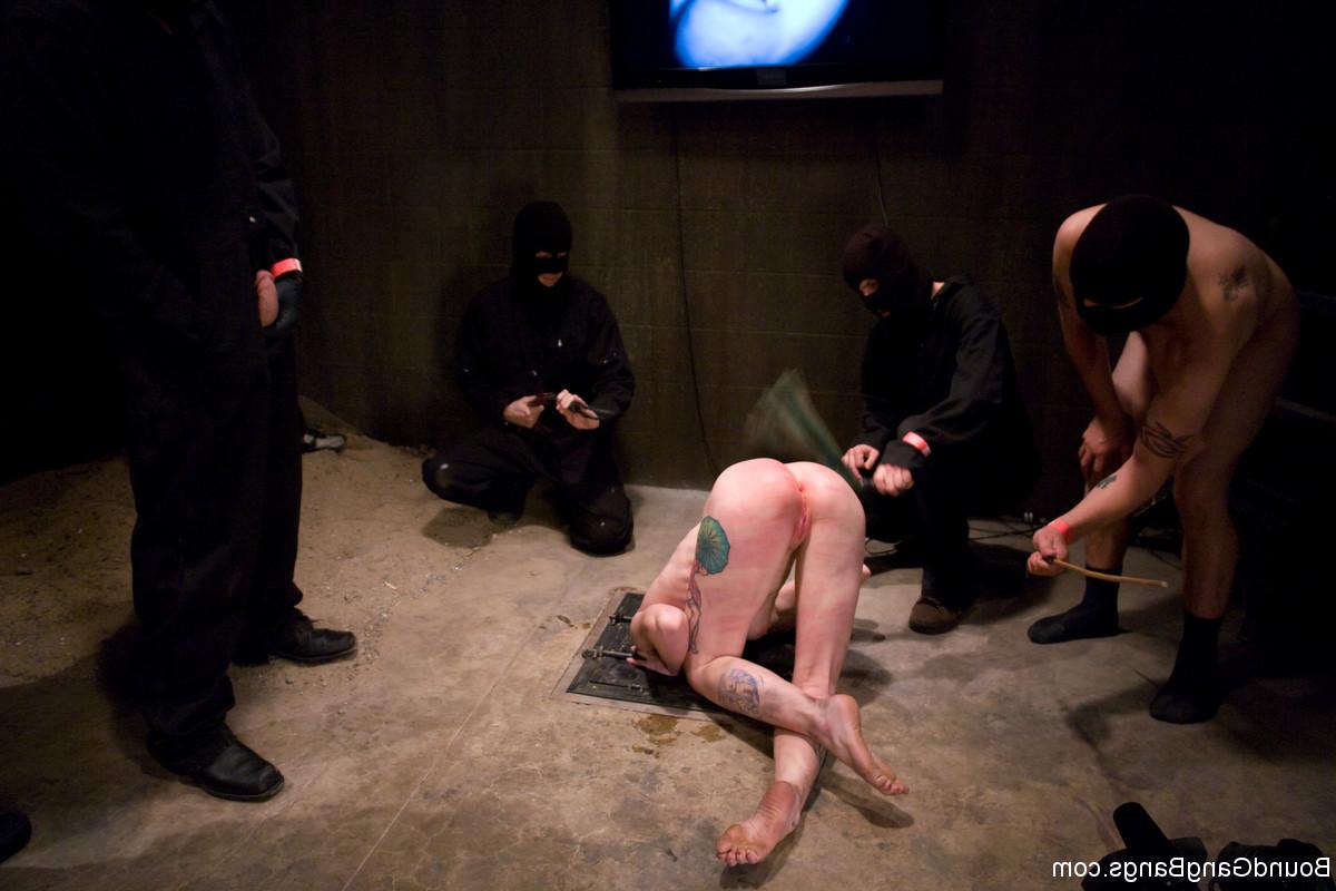 20P In this unbelievable test shoot from Wired Pussy's Princess Donna, longtime Kink