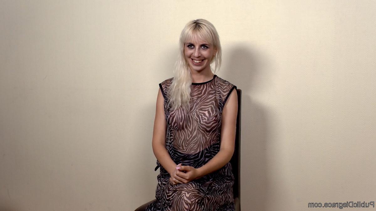 20P Perky blonde slave girl Alexa Wild's first time on Public Disgrace! This gorgeou