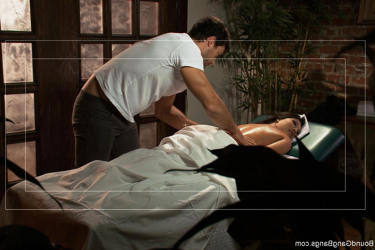20P Asa Akira in extreme 5 guy gangbang! Fucked in bondage, stuffed airtight, creamp