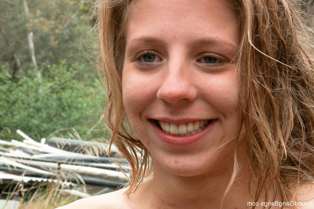 20P Bobby and Cheryl take a day trip up into LA's Tujunga canyon, where on an isolat
