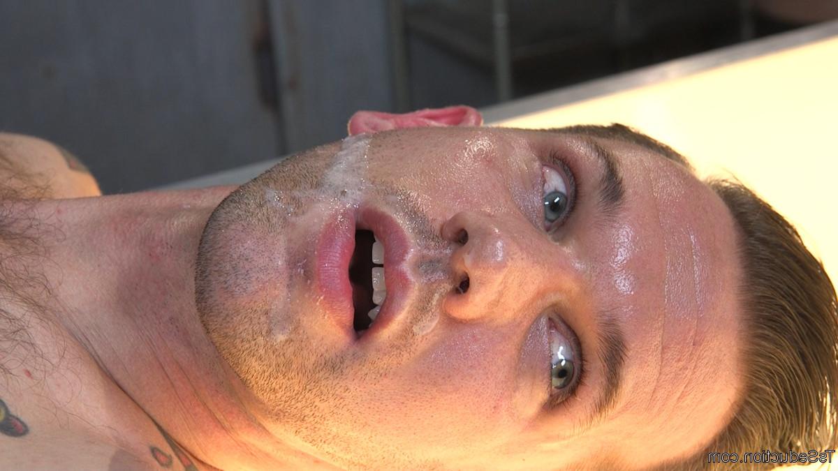 20P The undead and devilishly sexy Morgan Bailey teases and torments