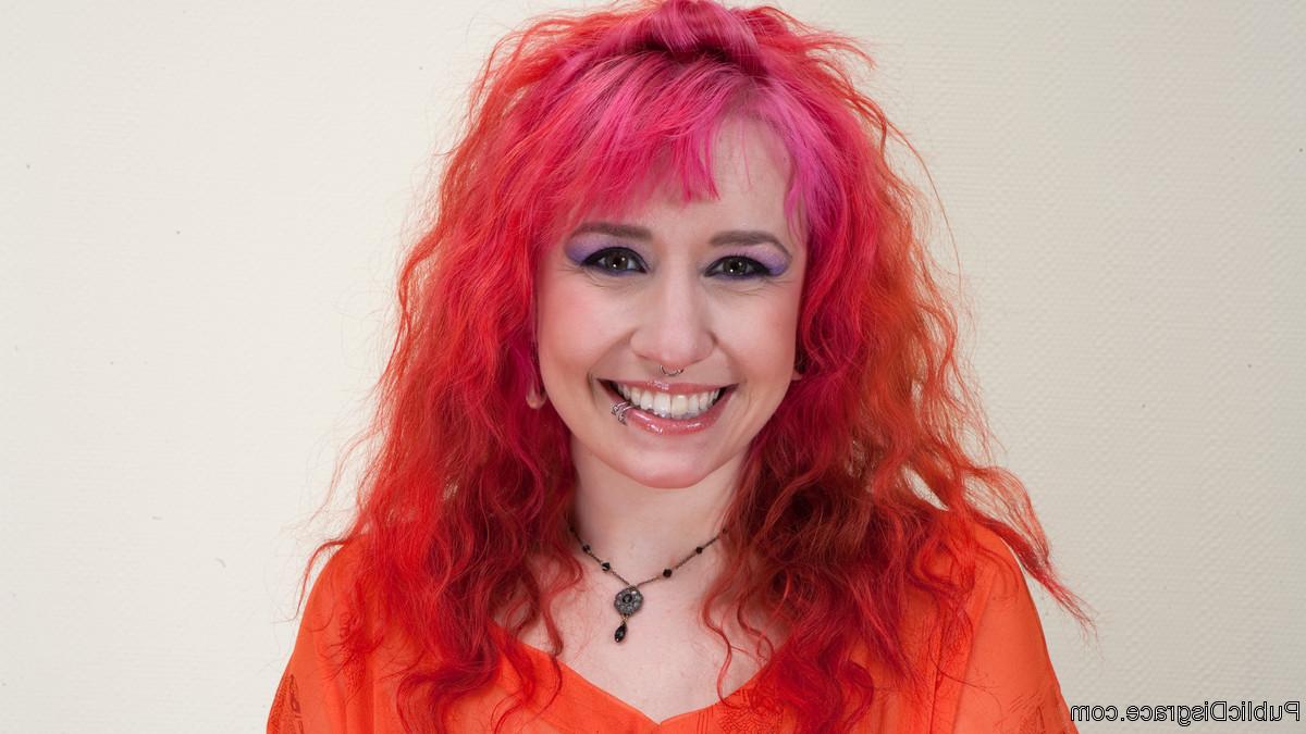 20P Proxy Page begs to service everyone she passes on the street. This pathetic slut