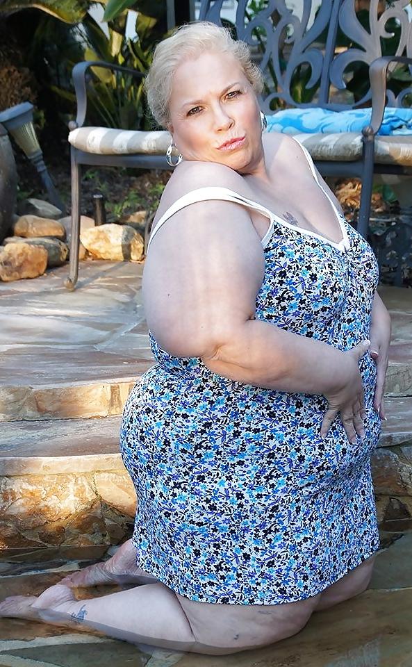 25P Mature-BBW-Ladies 93
