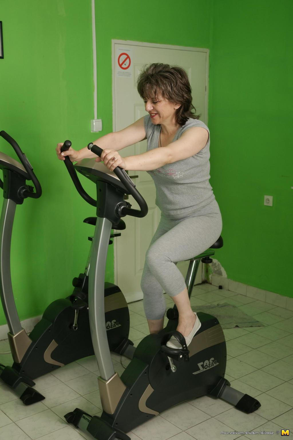 16P Mature women working out with and without clothes on