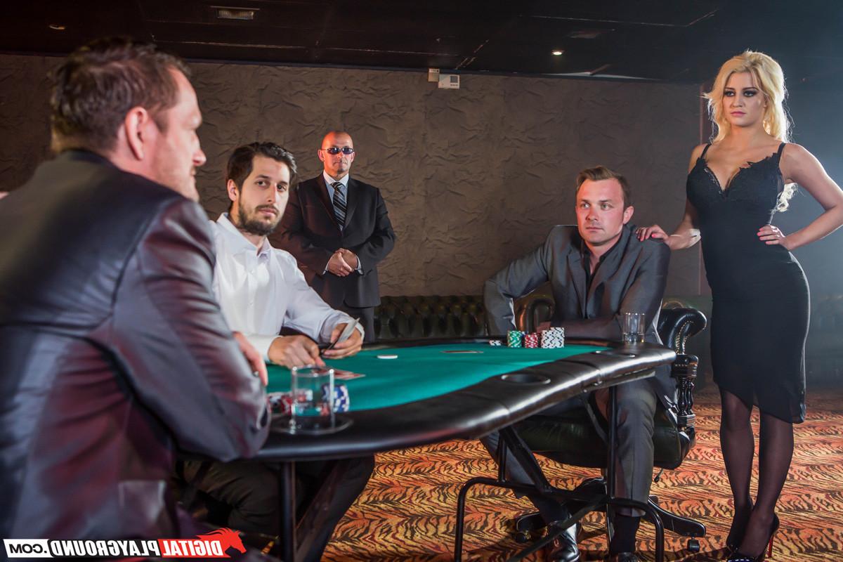 15P Sienna Day gets her backdoor banged on the poker table