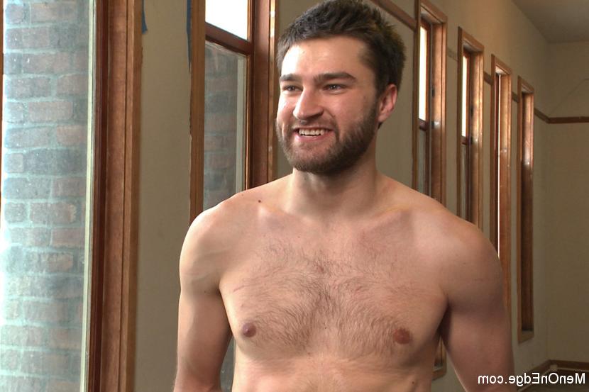 15P Hot bi hunks first time being bound and edged