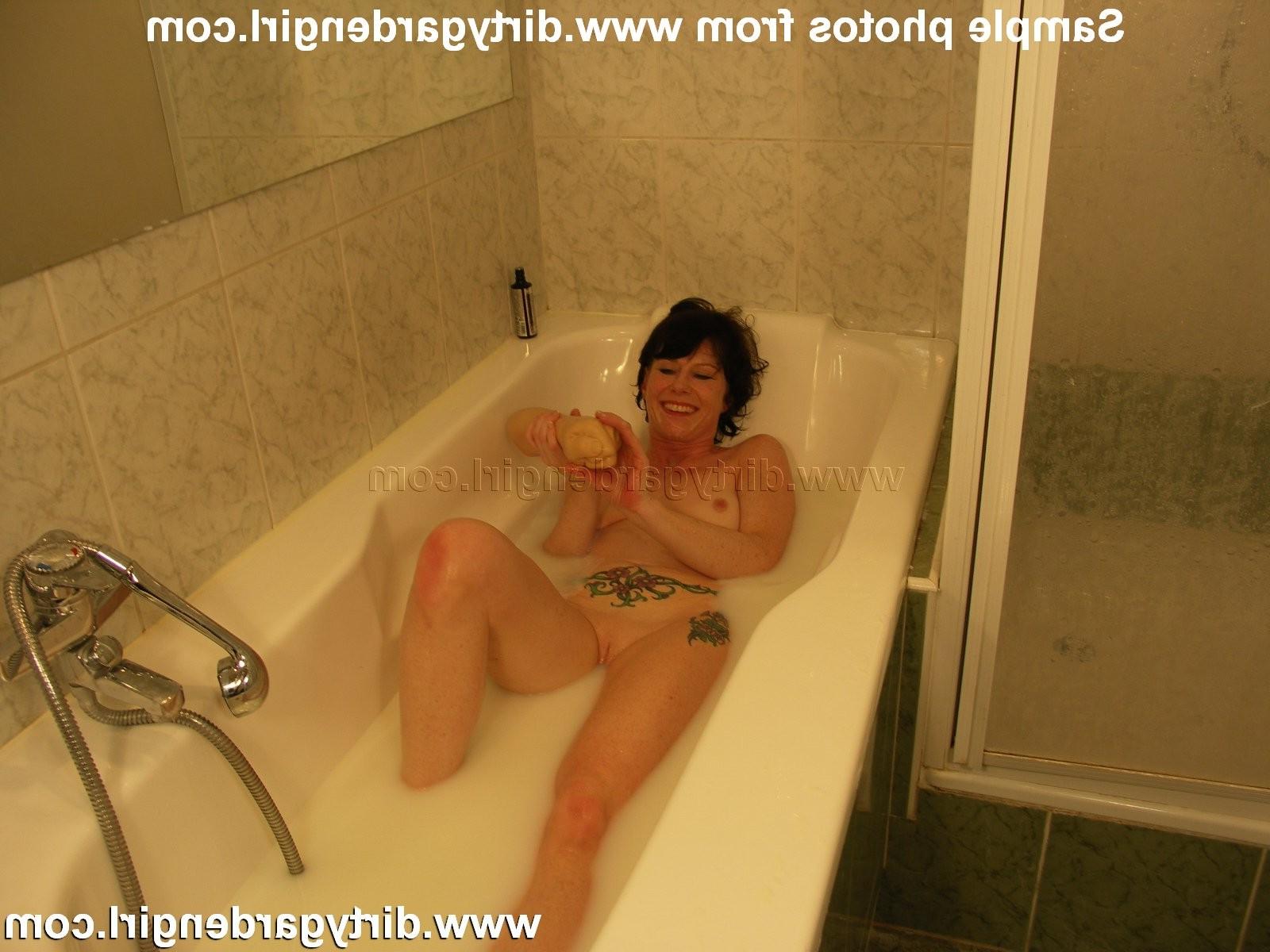 15P Extreme sex slut
