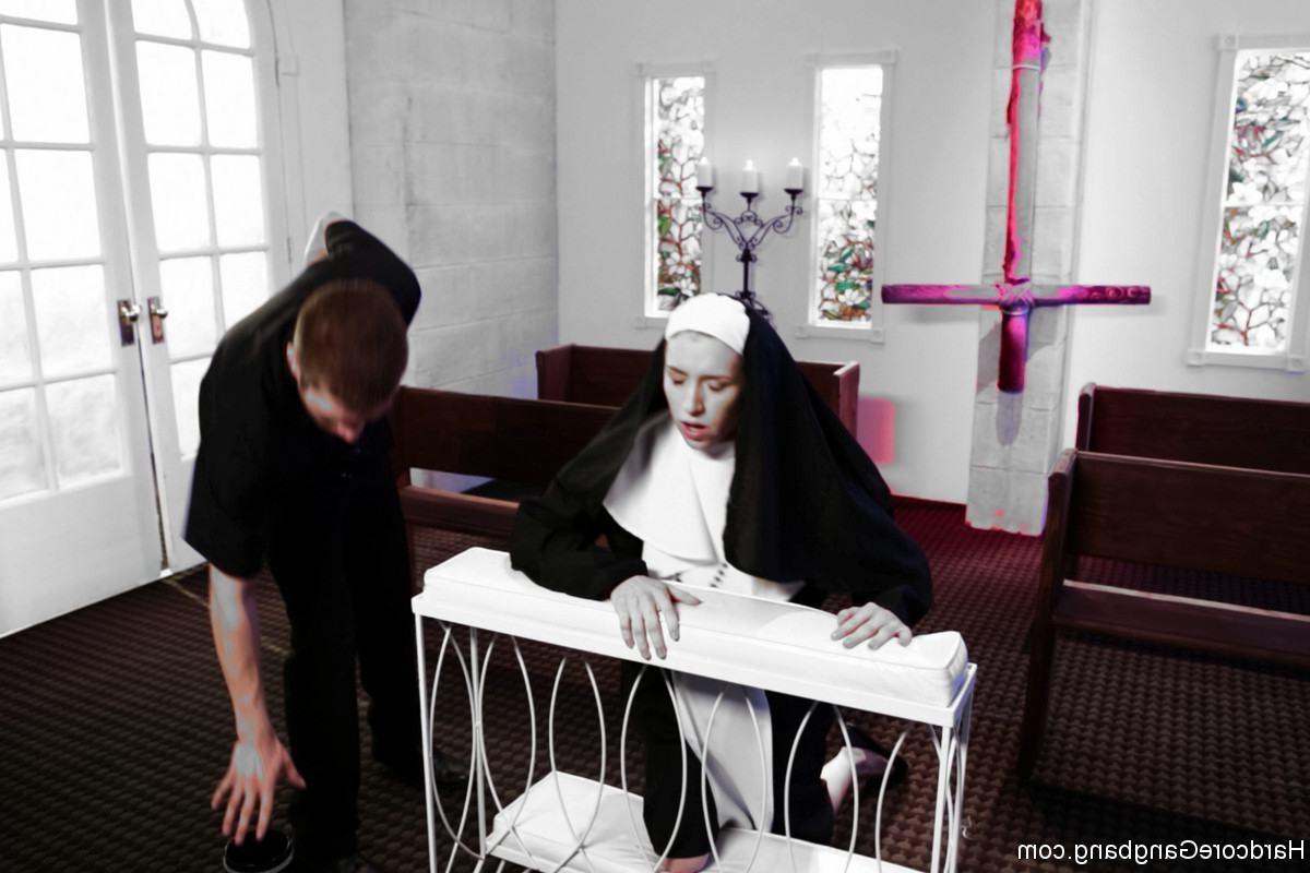 24P Nun Gangbanged by 5 Priests in Chapel