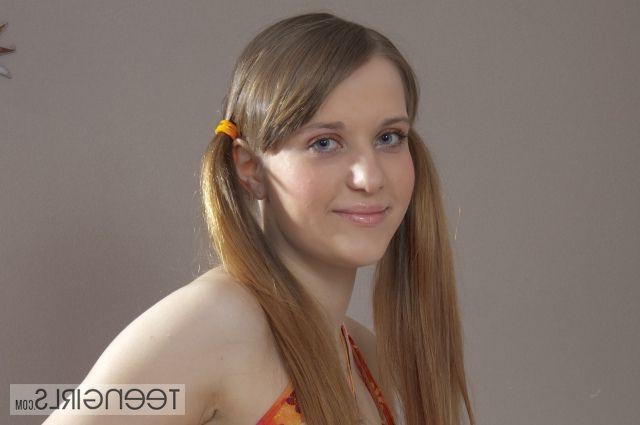 15P Her Dirty Secrets Revealed  She Adores Foot Licking And Foot Fisting