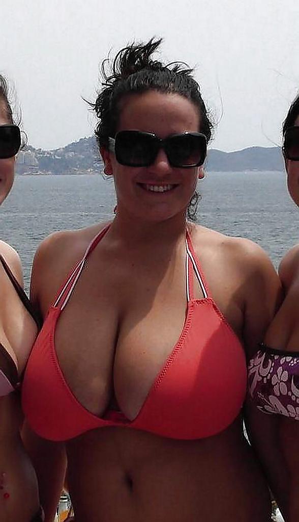 25P Amazing Milf Tits (White Women Edition) Vol. II