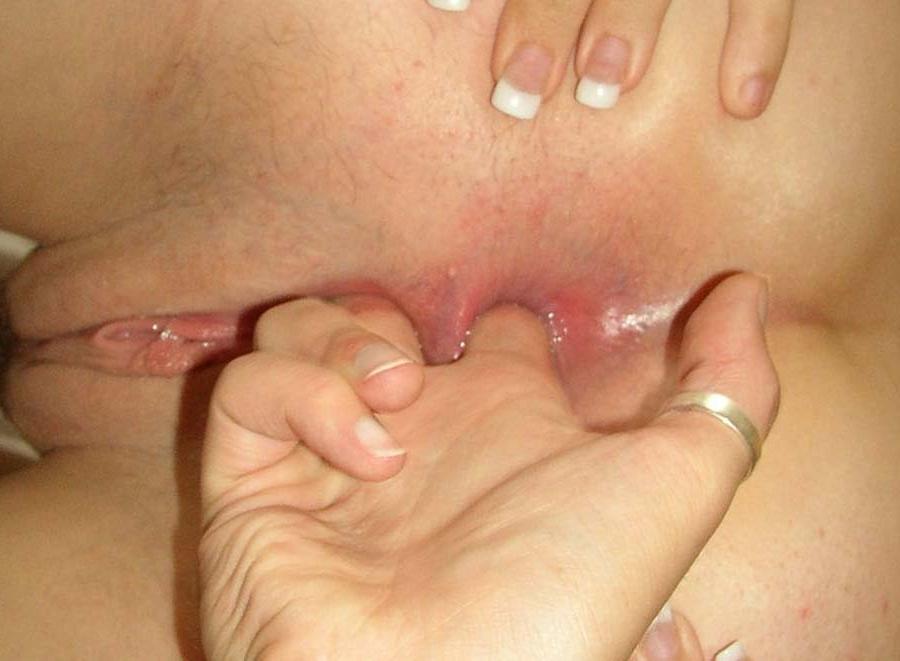 16P Nice picture set of wild amateur bitches who got ass-banged 