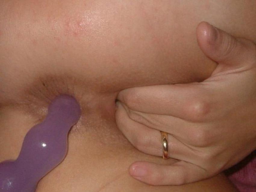 15P Naughty hoes like getting their butt cracks fucked hard and deep