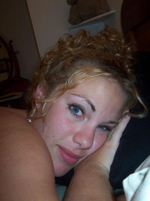 15P A pretty babe bending over and gets her ass fucked by her man