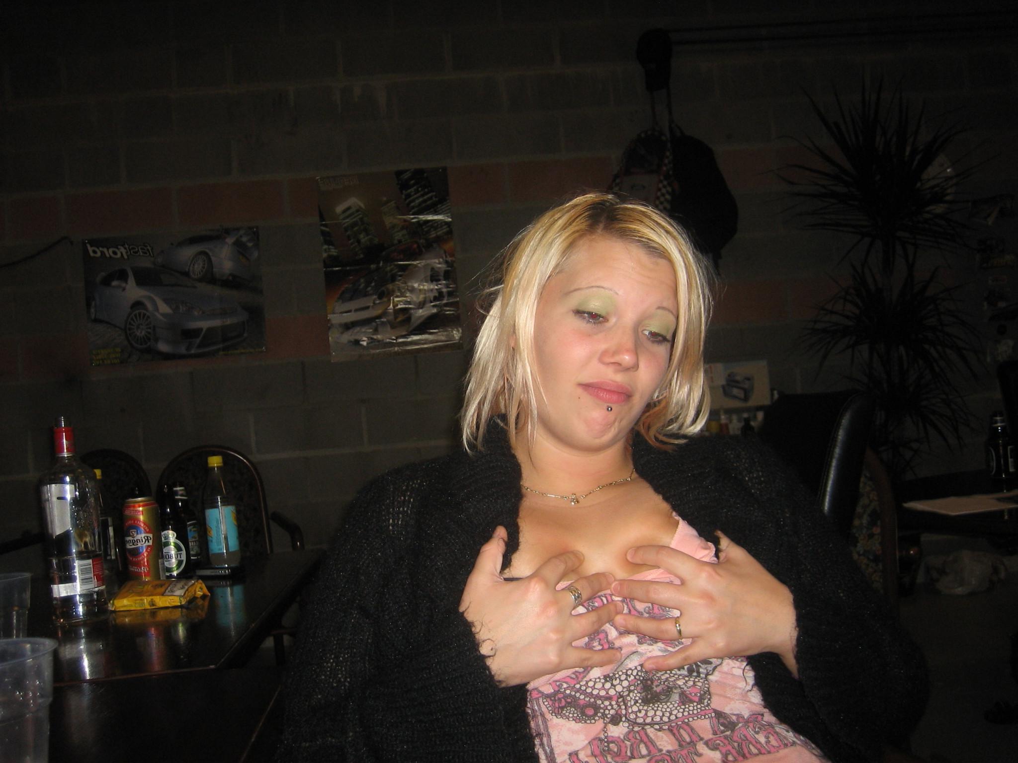 15P Sleazy BBW chick gets her fuck holes stuffed in a hot threeway fuck