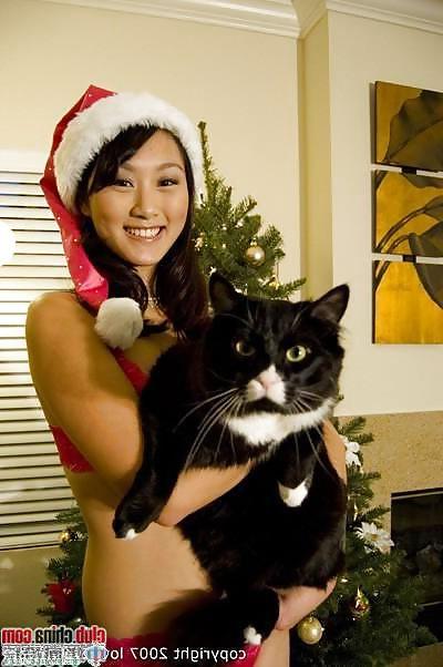 25P My Favorite Pics of Evelyn Lin.  I love this girl.