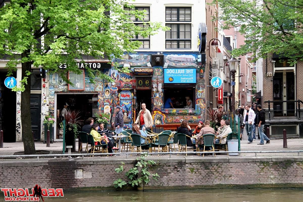 14P Experienced old hooker pleasing a German tourist
